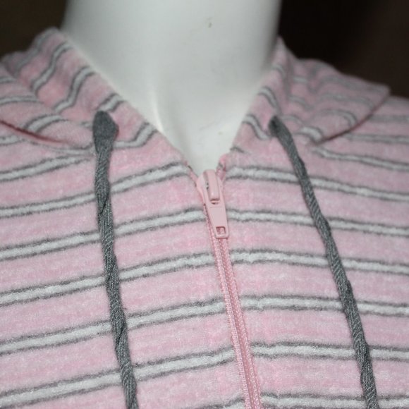 Cute Striped Sweater - Picture 2 of 4